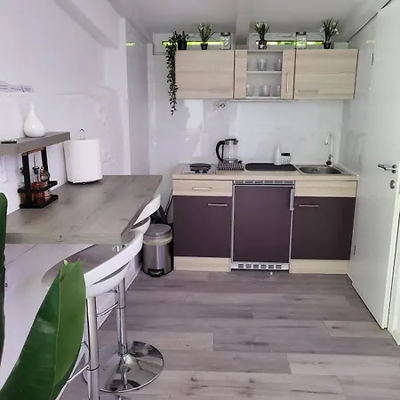 Apartment Batman Split